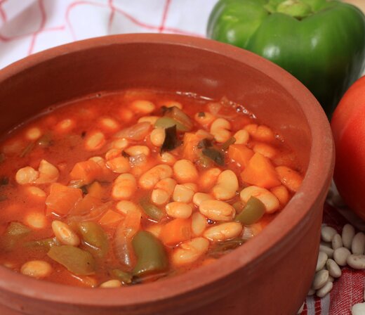 Chicken Winter vegetable soup Organic